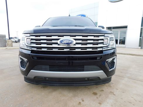 Used 2019 Ford Expedition Limited image 2
