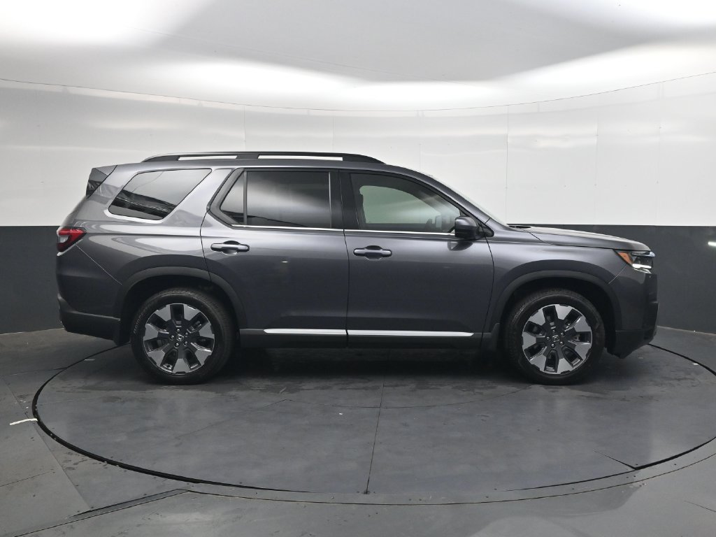 New 2026 Honda Pilot Elite image 3