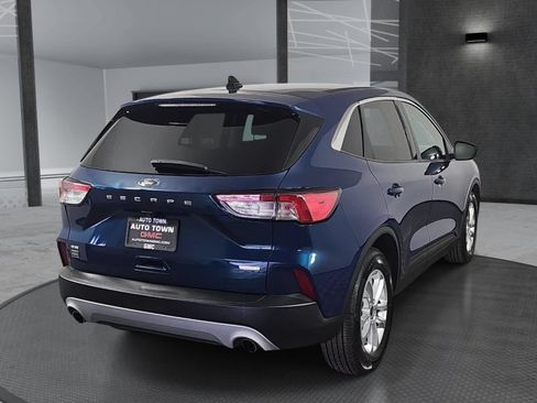 Used 2020 Ford Escape SE FWD image 5
