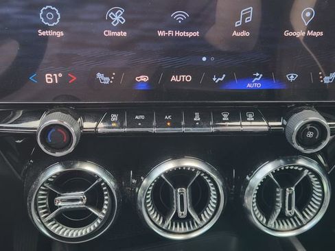 Used 2024 Chevrolet Blazer EV LT image 18