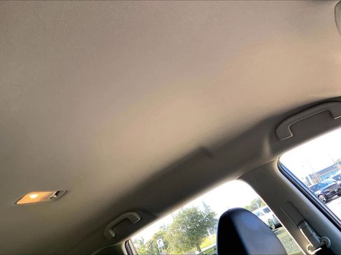 Used 2019 Nissan Rogue SL image 13