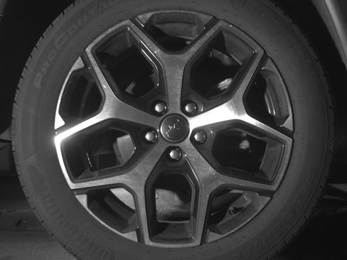 Used 2025 Jeep Compass Limited image 15