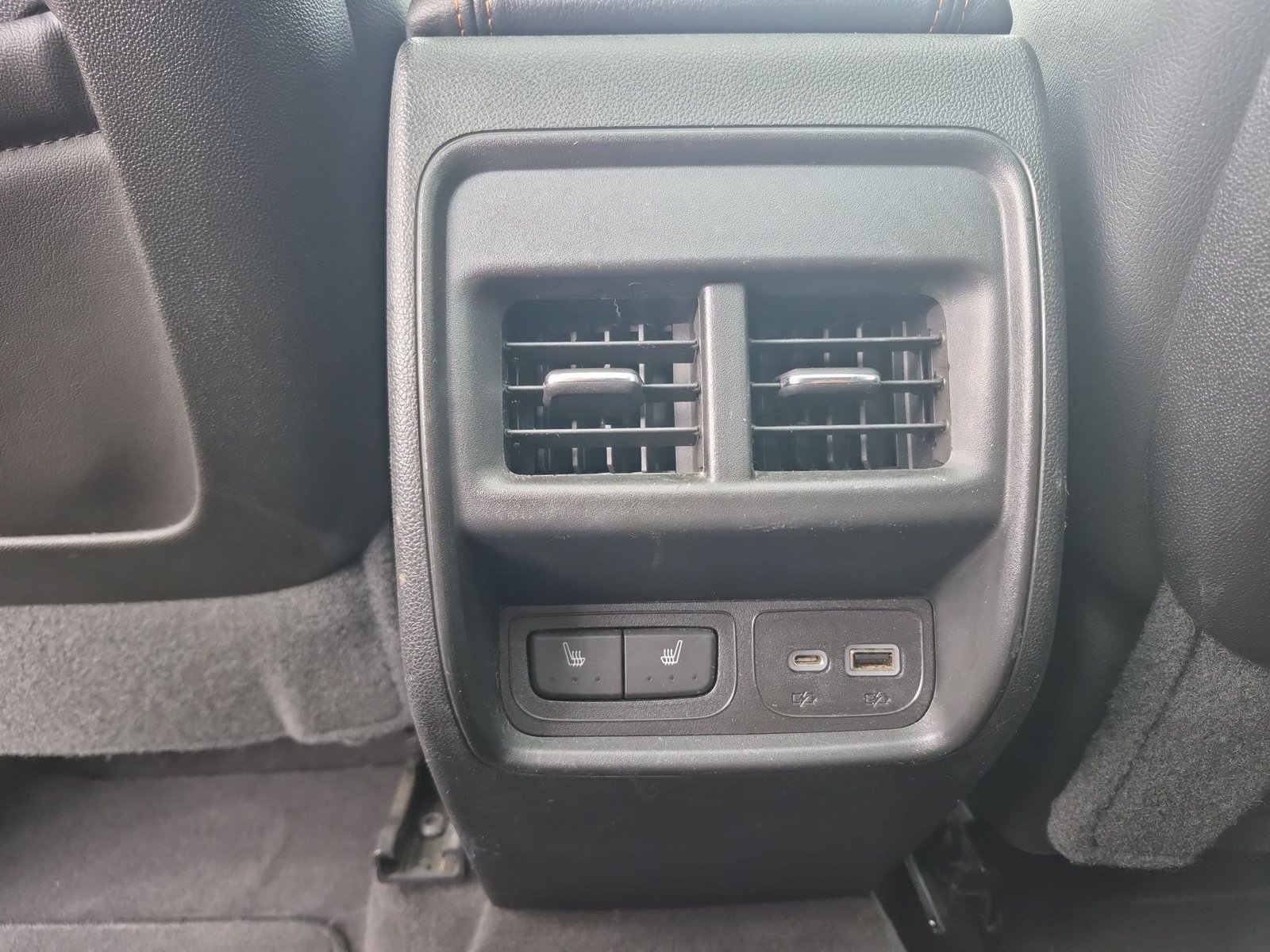 Certified 2019 Cadillac XT4 Sport w/ Cold Weather Package FWD image 22