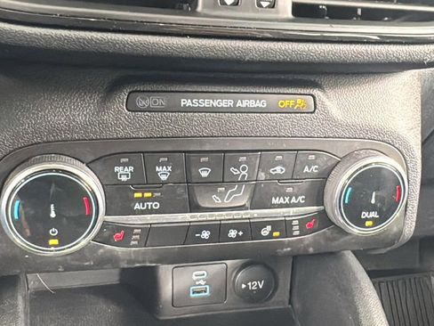 Used 2023 Ford Escape ST-Line image 27