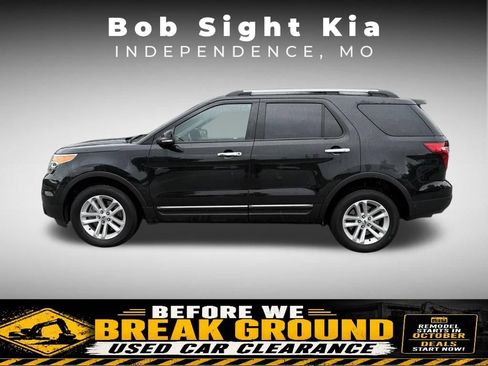 Used 2014 Ford Explorer XLT w/ Equipment Group 202A AWD/4WD image 4