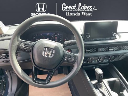 Certified 2025 Honda Accord SE image 10