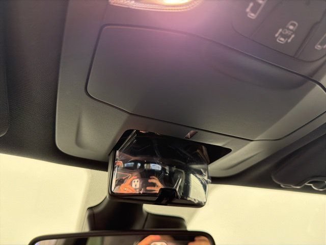New 2026 Chrysler Pacifica Select AWD/4WD image 19