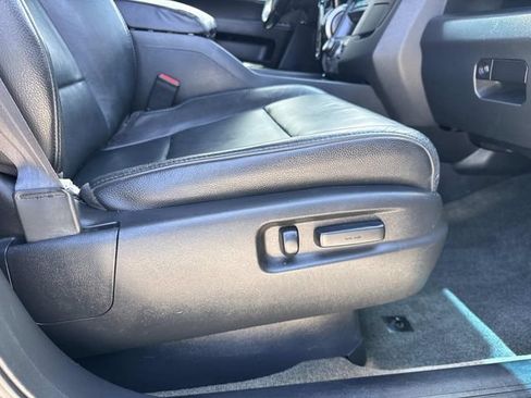 Used 2015 Honda Pilot Touring image 12