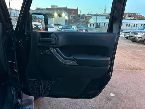 Used 2013 Jeep Wrangler Unlimited Sport AWD/4WD image 29