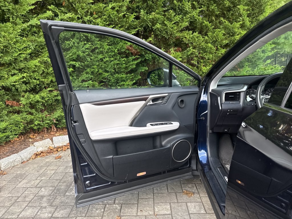 Used 2022 Lexus RX 350 AWD w/ Premium Package image 10