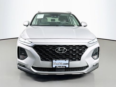 Used 2019 Hyundai Santa Fe Limited FWD image 2