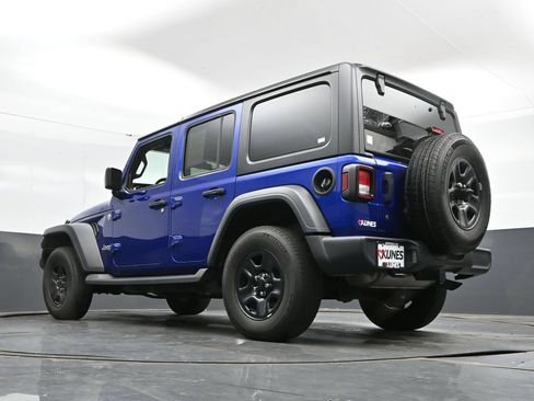 Used 2018 Jeep Wrangler Unlimited Sport AWD/4WD image 46