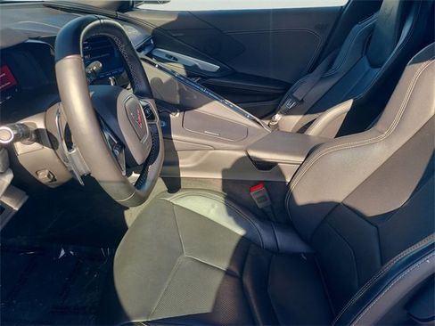 Used 2024 Chevrolet Corvette Stingray Convertible w/ 1LT image 11