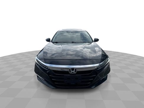 Used 2019 Honda Accord Touring image 3