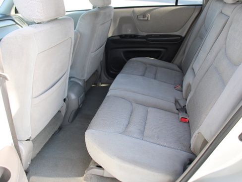 Used 2002 Toyota Highlander 2WD image 14