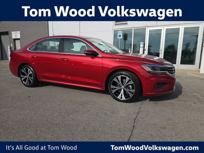 Used 2021 Volkswagen Passat 2.0T SE