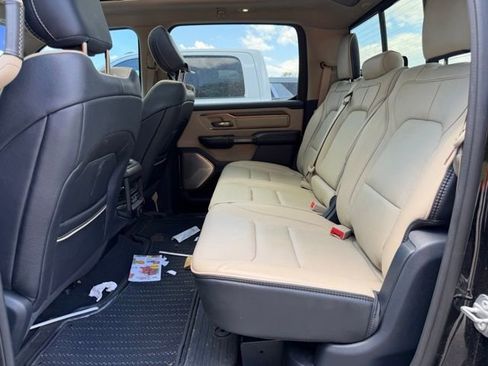 Used 2021 RAM 1500 Limited AWD/4WD image 10