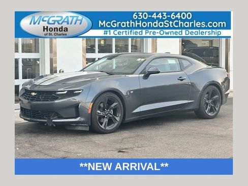 Used 2023 Chevrolet Camaro LT RWD image 1