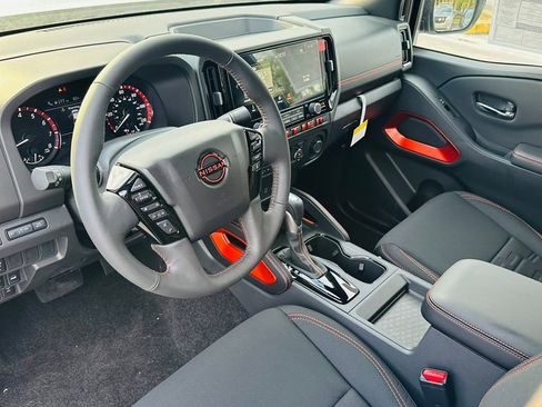 New 2026 Nissan Frontier PRO-4X w/ Pro-4x Convenience Package image 12