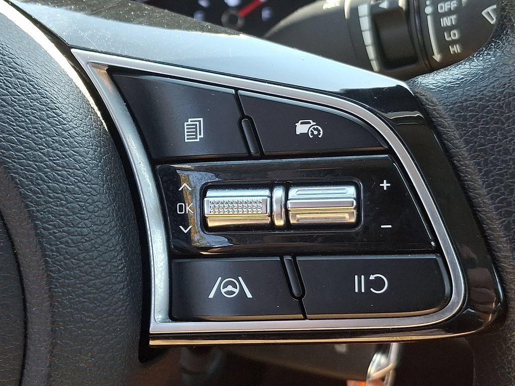 Certified 2023 Kia Forte LXS w/ LXS Technology Package FWD image 22