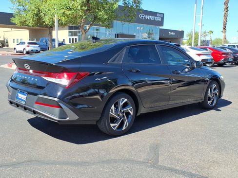 Certified 2025 Hyundai Elantra Sport FWD image 5