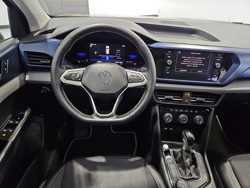 Certified 2023 Volkswagen Taos SE w/ Panoramic Sunroof Package AWD/4WD image 6