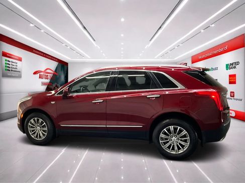 Used 2017 Cadillac XT5 Luxury w/ Driver Awareness Package AWD/4WD image 4
