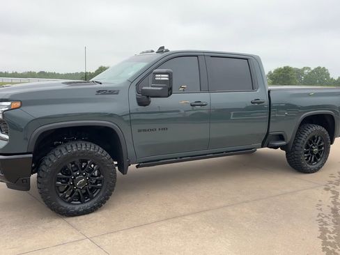 New 2026 Chevrolet Silverado 2500 LTZ w/ Trail Boss Package AWD/4WD image 5