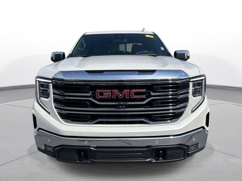 Used 2022 GMC Sierra 1500 SLT w/ SLT Premium Plus Package AWD/4WD image 3