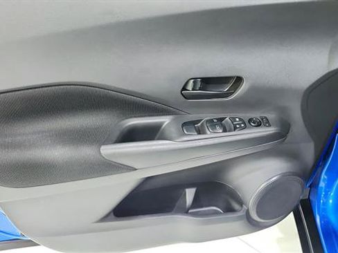 Certified 2021 Nissan Kicks S FWD image 18