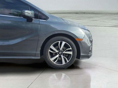 Used 2018 Honda Odyssey Elite image 6