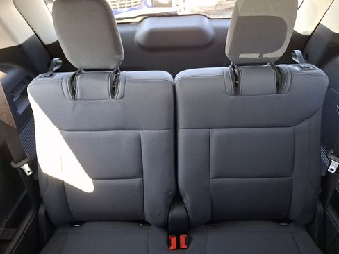 Certified 2025 Ford Explorer Active image 11