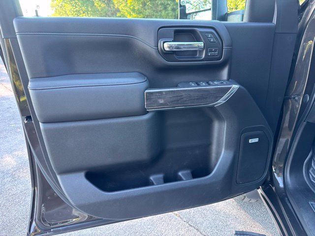 Used 2020 Chevrolet Silverado 2500 LTZ w/ LTZ Premium Package AWD/4WD image 15