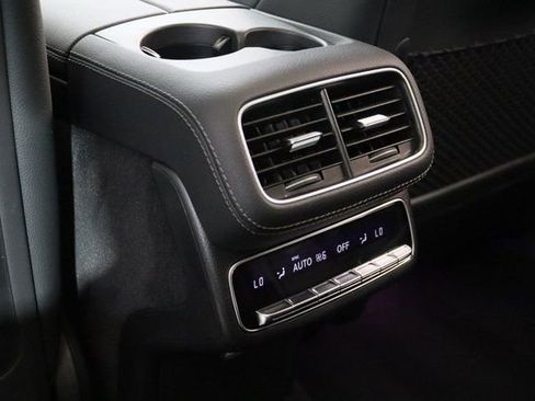 Certified 2025 Mercedes-Benz GLS 450 4MATIC image 18