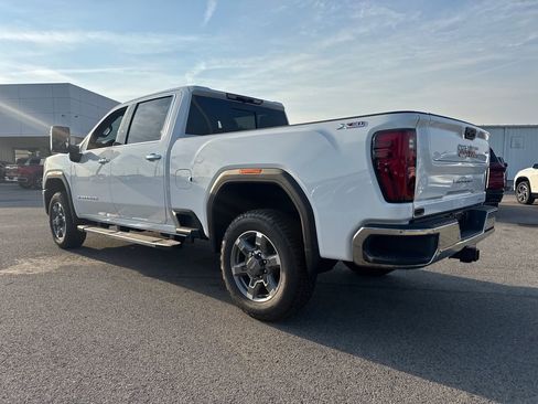 New 2026 GMC Sierra 2500 SLT w/ SLT Premium Package AWD/4WD image 4