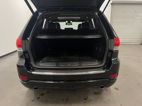 Used 2015 Jeep Grand Cherokee Overland RWD image 23