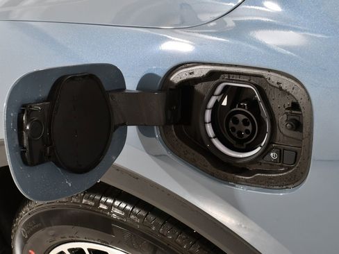 New 2026 Ford Escape SE w/ PHEV Premium Package image 23