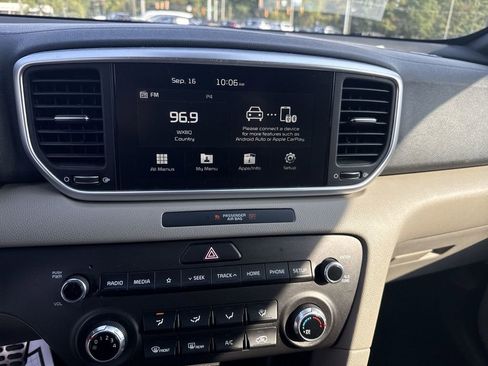 Used 2022 Kia Sportage Nightfall Edition image 13