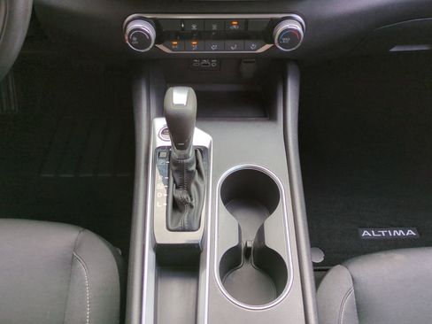 Used 2022 Nissan Altima 2.5 SV image 17