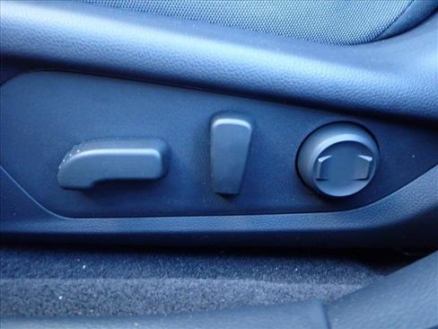 New 2026 Subaru Crosstrek 2.0i Premium image 12