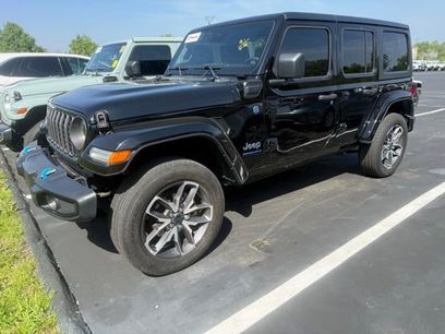 Used 2024 Jeep Wrangler Unlimited w/ Convenience Group