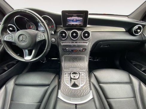 Used 2019 Mercedes-Benz GLC 300 image 11