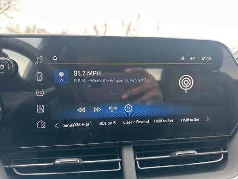 New 2026 Chevrolet Trax RS w/ Sunroof Package image 20