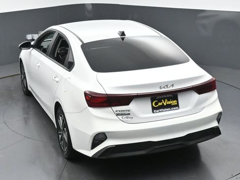 Used 2022 Kia Forte LXS FWD image 37