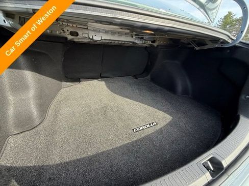 Used 2023 Toyota Corolla LE FWD image 28
