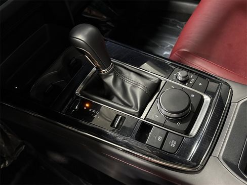 Certified 2024 MAZDA CX-30 AWD 2.5 S w/ Preferred Package image 17