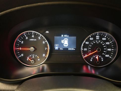 Used 2022 Kia Sportage LX image 12