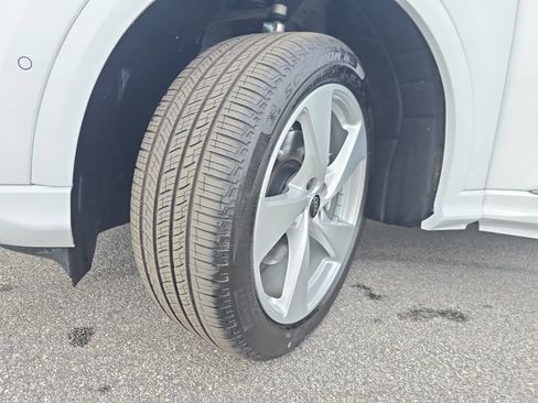 New 2025 Audi Q5 Premium Plus image 31