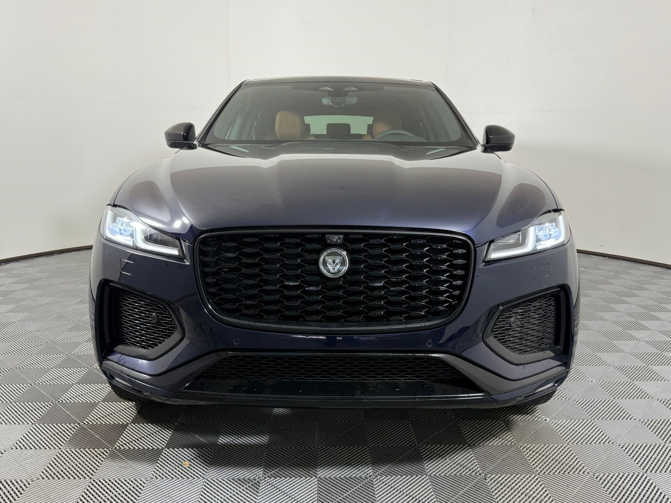New 2026 Jaguar F-PACE R-Dynamic S AWD/4WD image 7