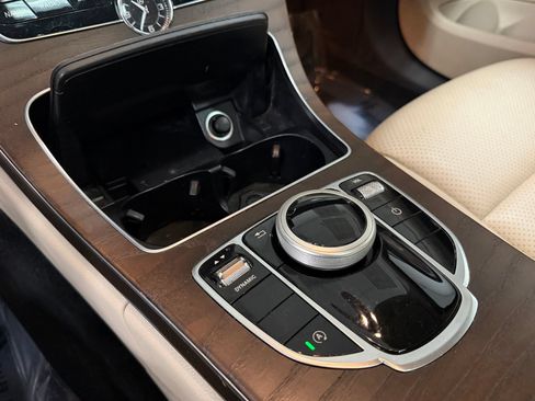 Used 2018 Mercedes-Benz C 300 Sedan image 32